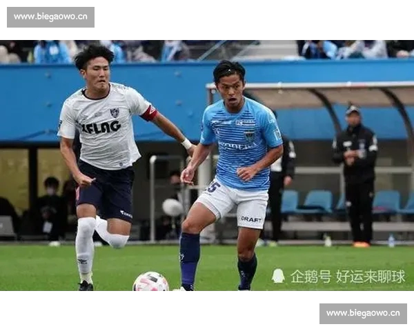 高清流畅足球赛事直播APP下载畅享实时精彩对决全程不漏每一球 - 副本 (11) - 副本 - 副本